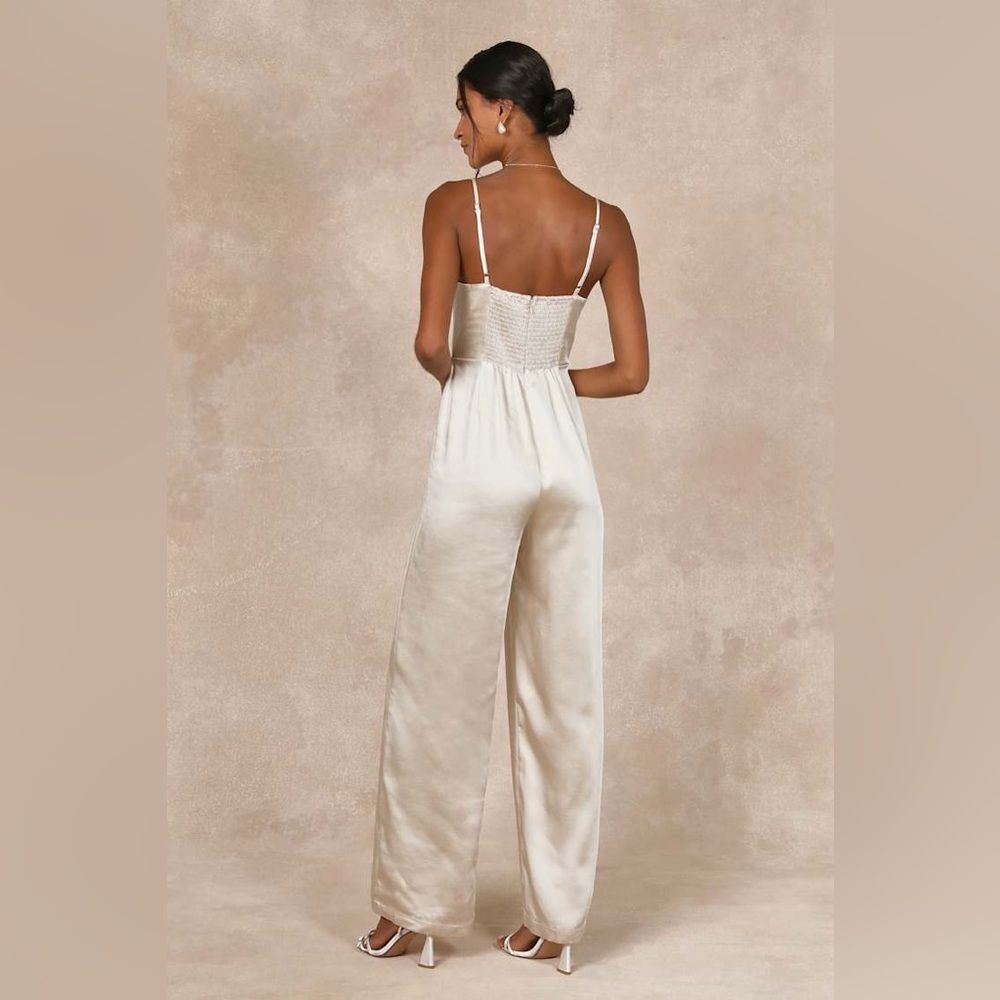 NWT Lulus Stylish Brilliance Champagne Satin Sleeveless Wide-Leg Jumpsuit Large - Picture 3 of 9